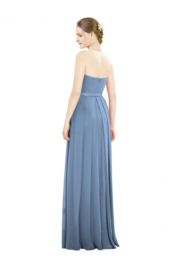 Günstige Staubiges Blau A-Linien Trägerlos Chiffon Lange Brautjungfernkleider