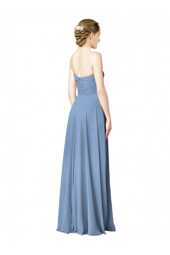 Günstige Staubiges Blau A-Linien Trägerlos Chiffon Lange Brautjungfernkleider
