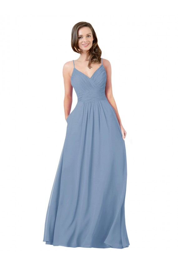Günstige Staubiges Blau A-Linien V-Ausschnitt Chiffon Lange Brautjungfernkleider