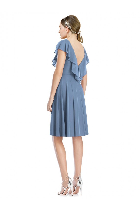 Günstige Staubiges Blau A-Linien V-Ausschnitt Knielang Cocktail Chiffon Kurze Brautjungfernkleider